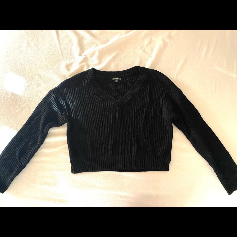 Cropped sweater